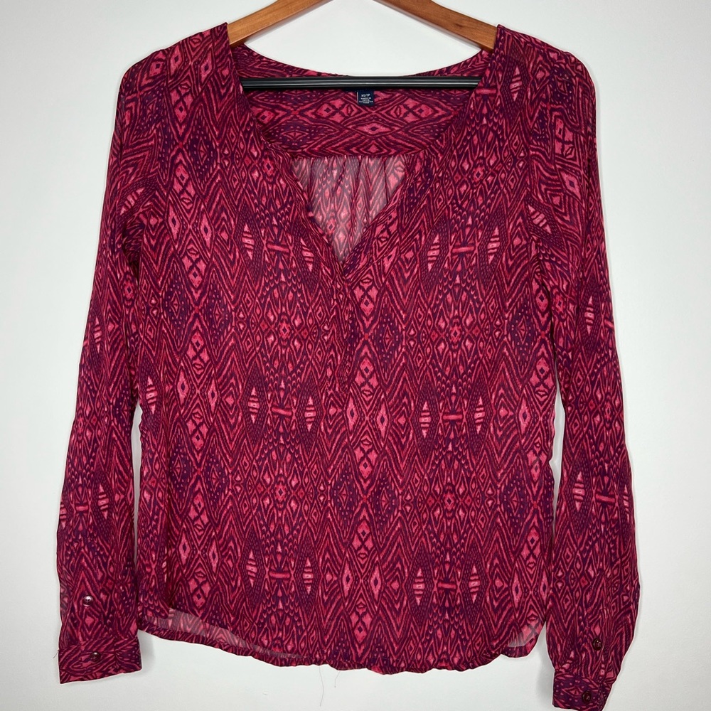 American Eagle shirt pink size XS